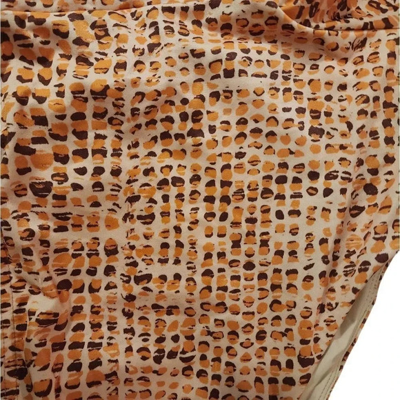 NWT $110 L*Space Cardi Rash Guard in Wild Bunch Size Medium - Picture 5 of 5